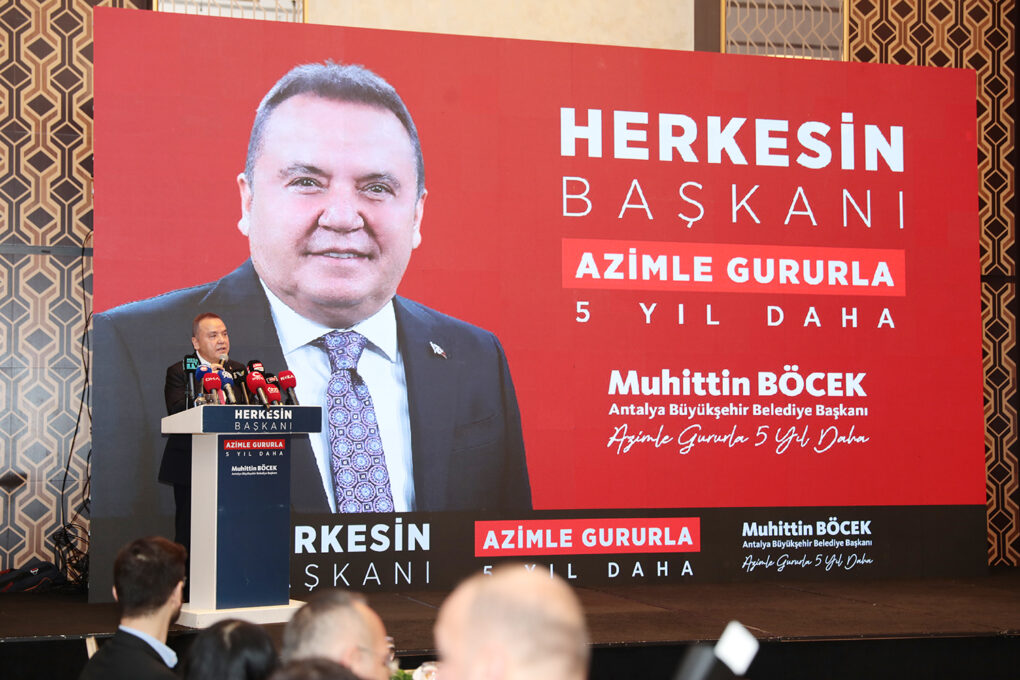 Başkan Böcek Antalya basınıyla buluştu