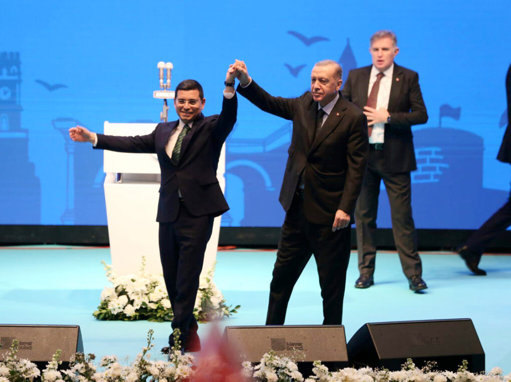 Erdoğan: “Hakan kardeşim, tecrübesiyle Antalya’ya hizmete hazır”