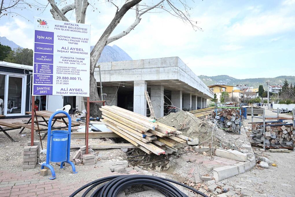 Göynük kapalı pazar yerinde çalışmalar sürüyor