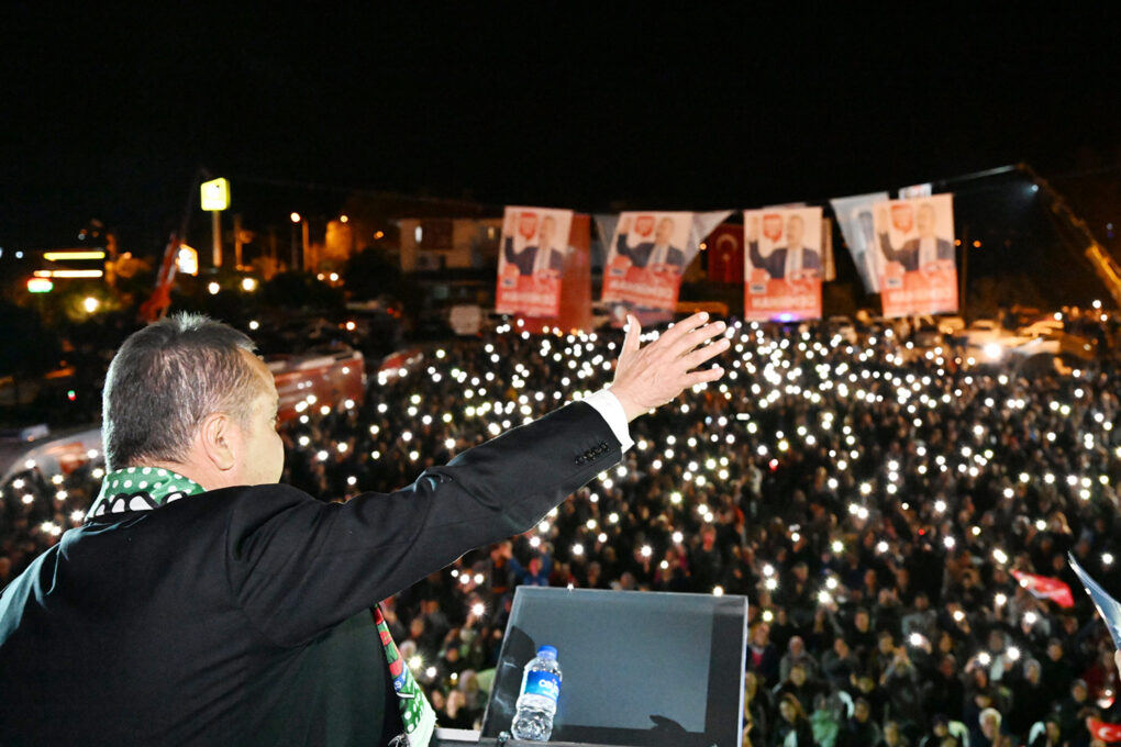 Başkan Böcek’e Kaş’ta sevgi seli