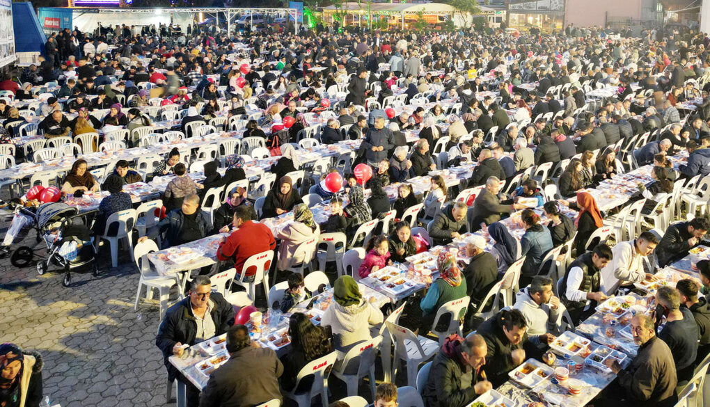 Başkan Topaloğlu’ndan Göynük’te iftar