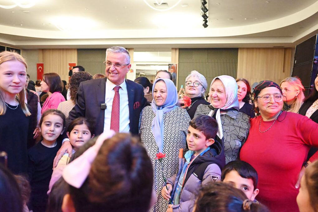 Kemer’de “Kadınlar günü” etkinliği düzenlendi