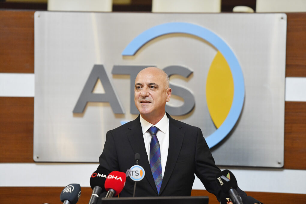 ANTALYA CARİ AÇIĞA POZİTİF KATKI SUNMAYA DEVAM EDİYOR