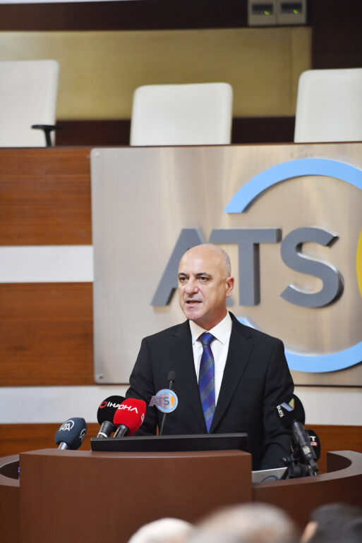 ENFLASYON SABIR, DİSİPLİN VE EŞİT YÜK PAYLAŞIMI İLE DİZGİNLENECEK