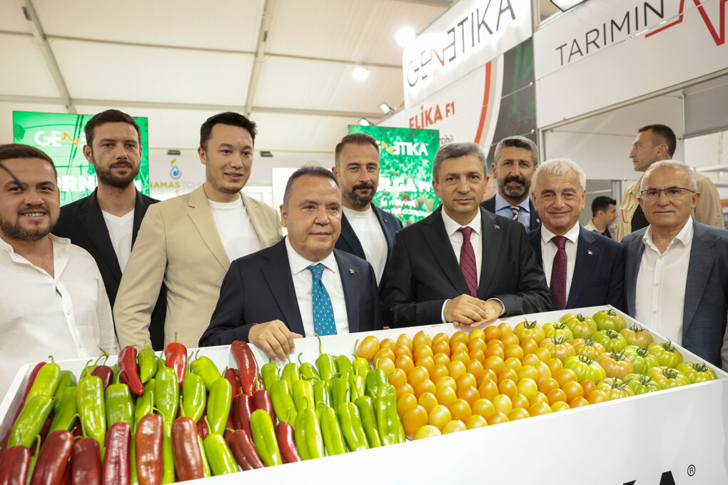 Başkan Böcek, ‘Tarımın gelişmesi için çok daha büyük işler başaracağız”