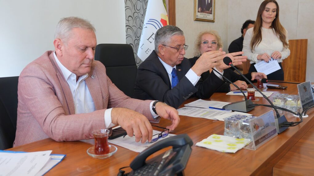 Kemer Belediyesi Kasım ayı meclisi gerçekleştirildi