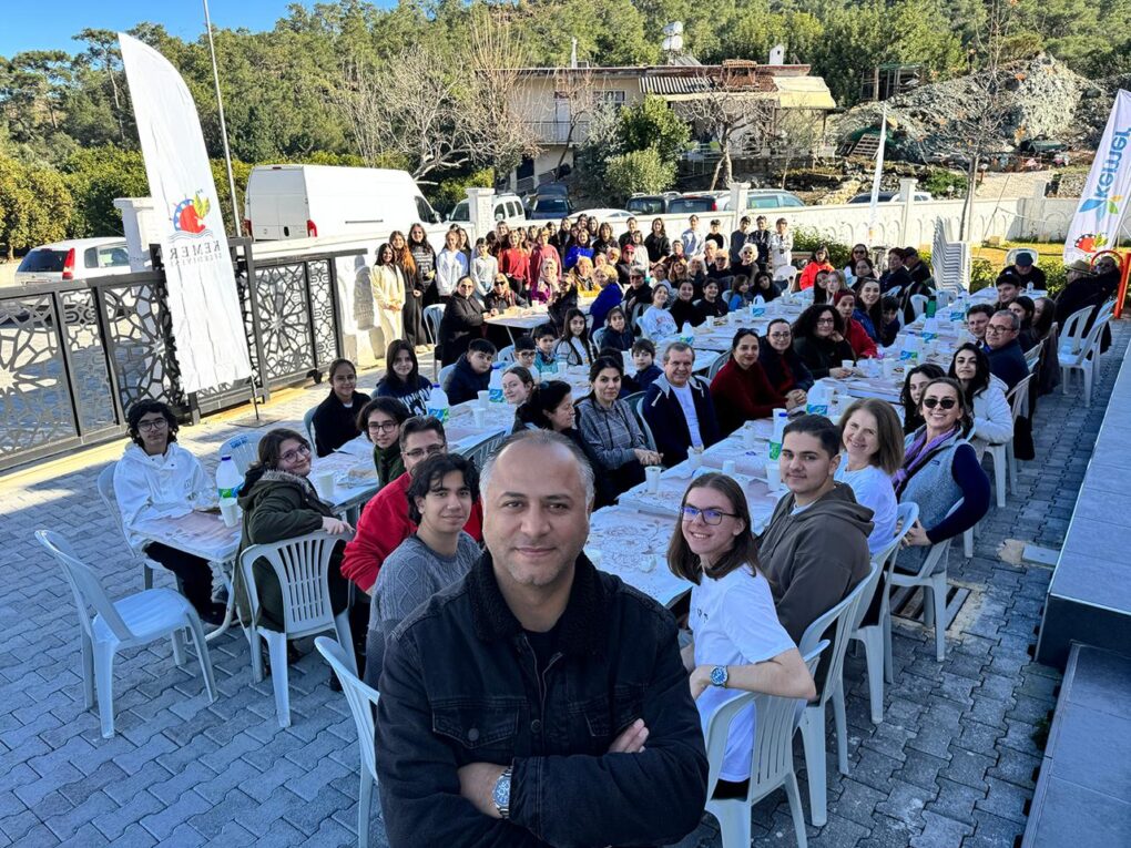 Başkan Topaloğlu’ndan sanatçılarımıza önce teleferik sonra piknik jesti