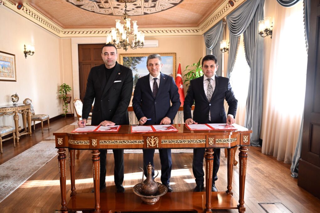 KAYA’DAN MANAVGAT’DAN SONRA GAZİPAŞALI ÖĞRENCİLERE’DE LABORATUVAR