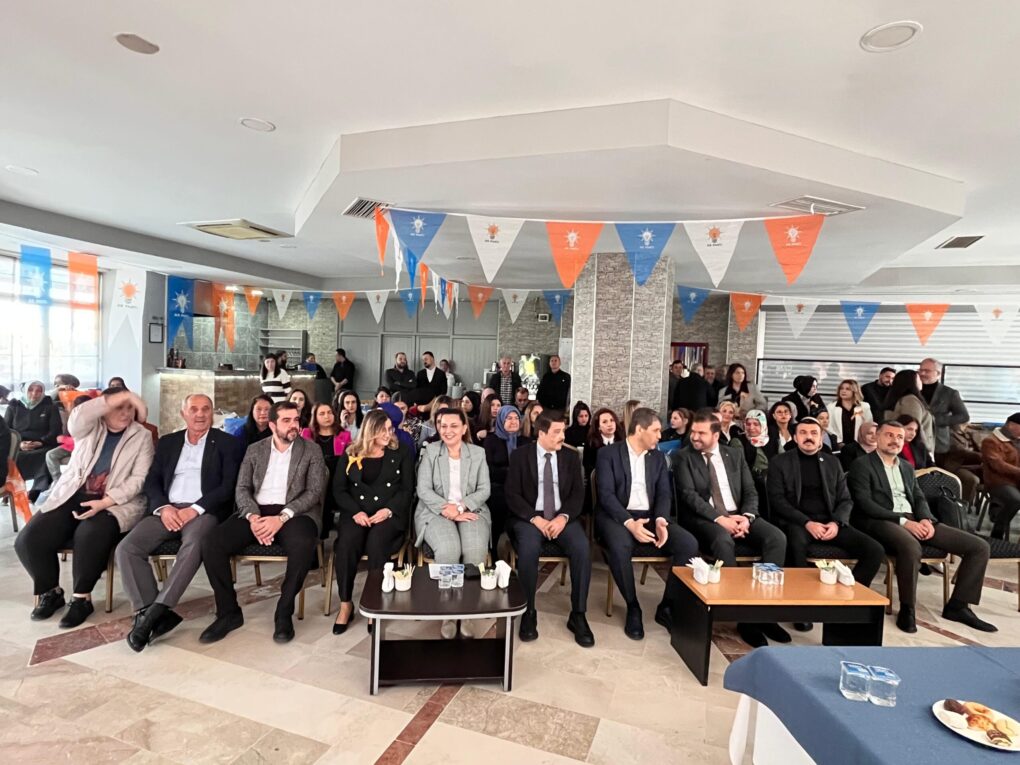 AK Parti Kemer Kadın Kolları 7. Olağan Kongresi Gerçekleşti.