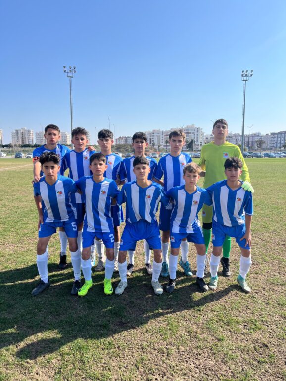 Kemer Belediye spor U15 dolu dizgin