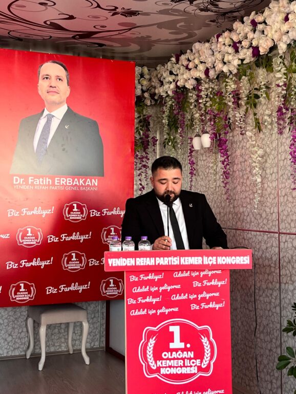 YENİDEN REFAH PARTİSİ 1. OLAĞAN KONGRESİ GERÇEKLEŞTİRİLDİ.