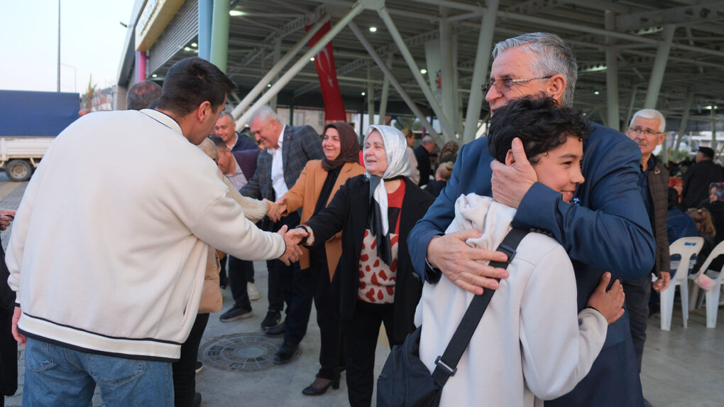 Başkan Topaloğlu’ndan Arslanbucak’ta iftar 