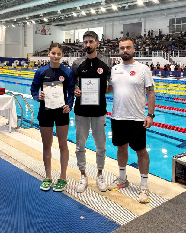 Tuğba Yıldız’dan Türkiye Rekoru