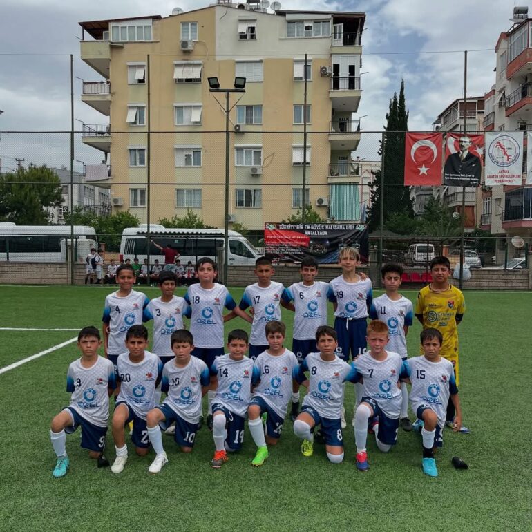 Kemer Belediye takımları dolu dizgin