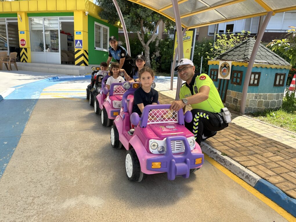 Çocuklarımızı Desteklemeye Devam Ediyoruz…