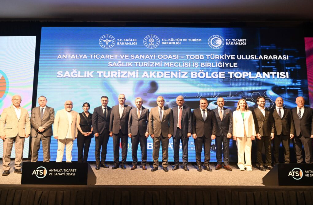 AKDENİZ’İN TURİZMİ SAĞLIKLA GÜÇLENİYOR