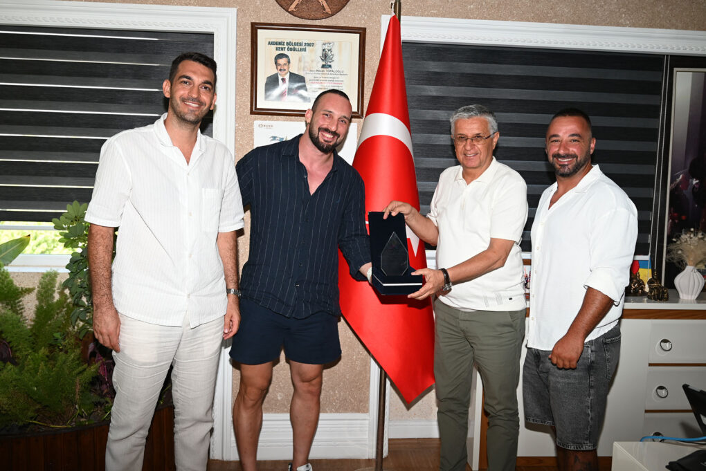 Başkan Topaloğlu’na teşekkür ziyareti 