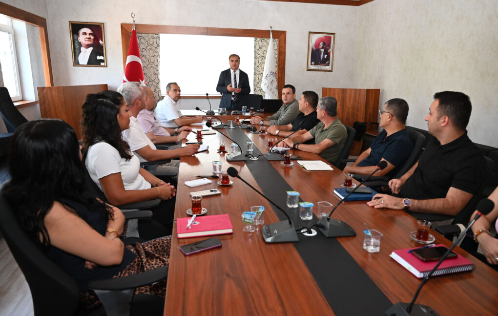 Kemer Belediyesi’nde Kamu İhale Kanunu semineri