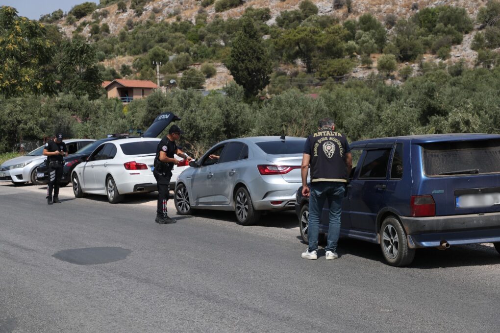 ANTALYA İL GENELİNDE ASAYİŞ UYGULAMASI YAPILDI