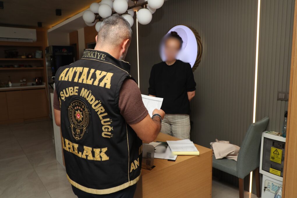 Günübirlik Konaklama Yerleri ve Araç Kiralama Firmaları Denetlendi