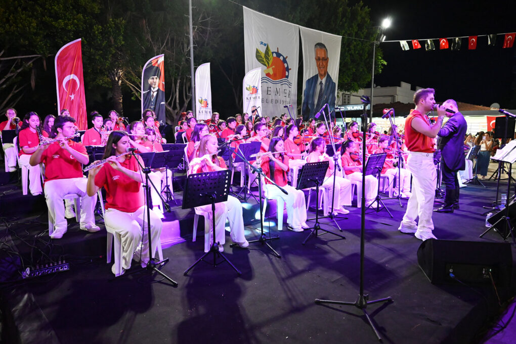 Kemer’de eğitim ve sanat çalışmaları