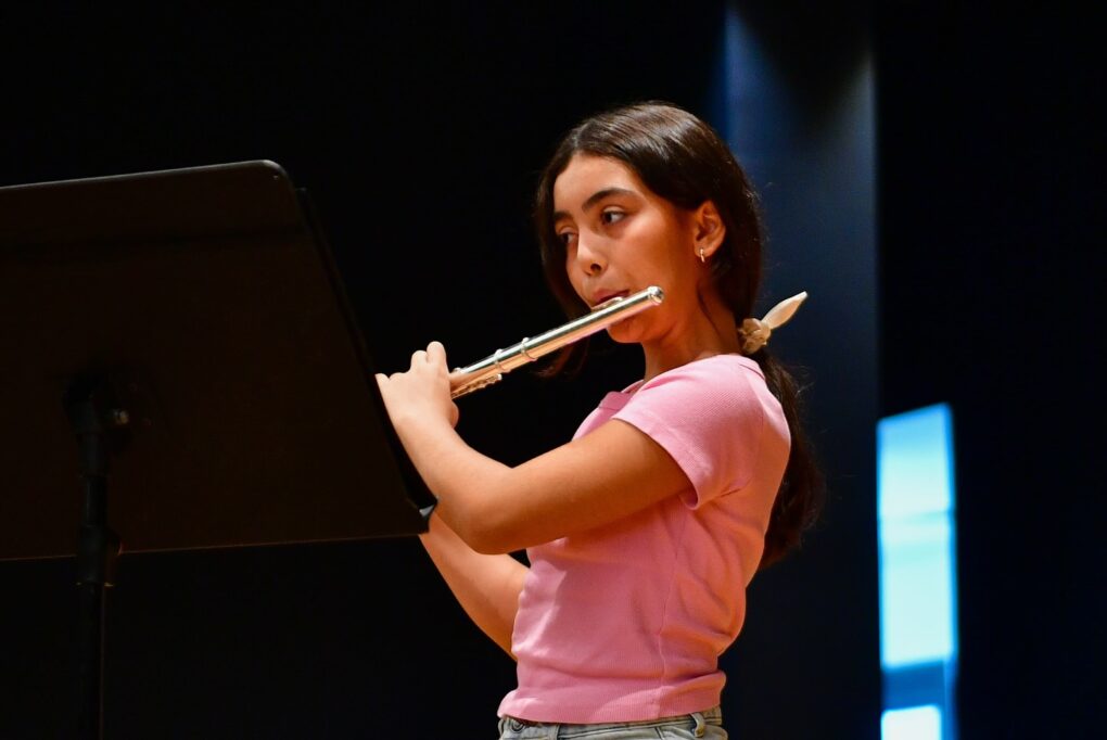 Defne Halis’ten büyük başarı 