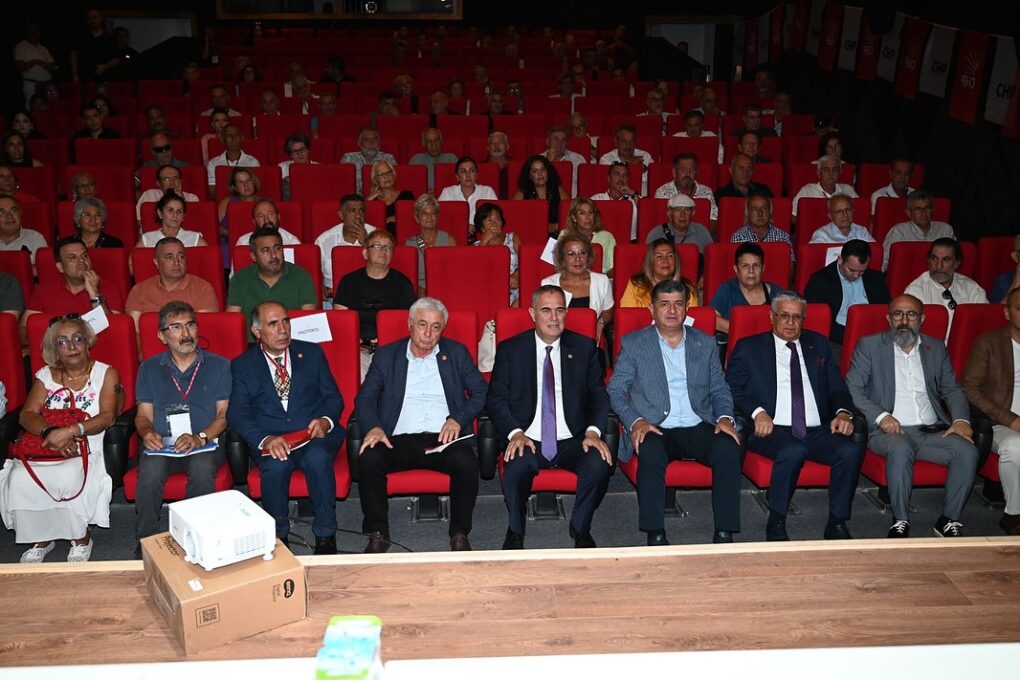 CHP Kemer İlçe Olağan Kongresi yapıldı