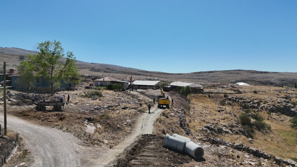 ASAT’tan Korkuteli Manay’a yeni içme suyu hattı