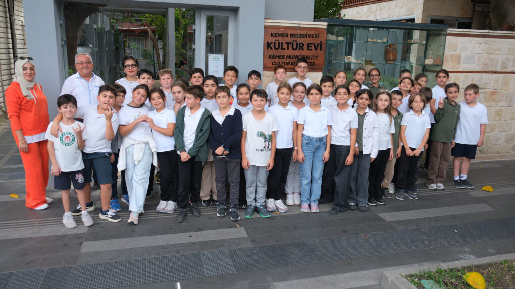 Öğrencilerden Kültür Evi’ne ziyaret