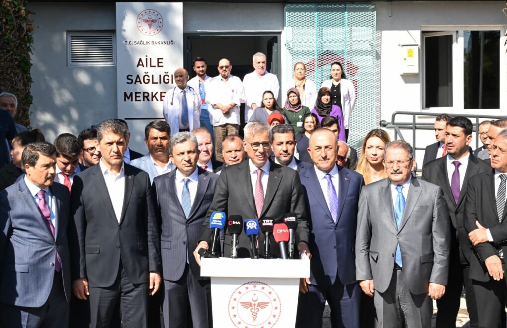 SAĞLIK BAKANI PROF. DR. KEMAL MEMİŞOĞLU ANTALYA VALİLİĞİNİ ZİYARET ETTİ