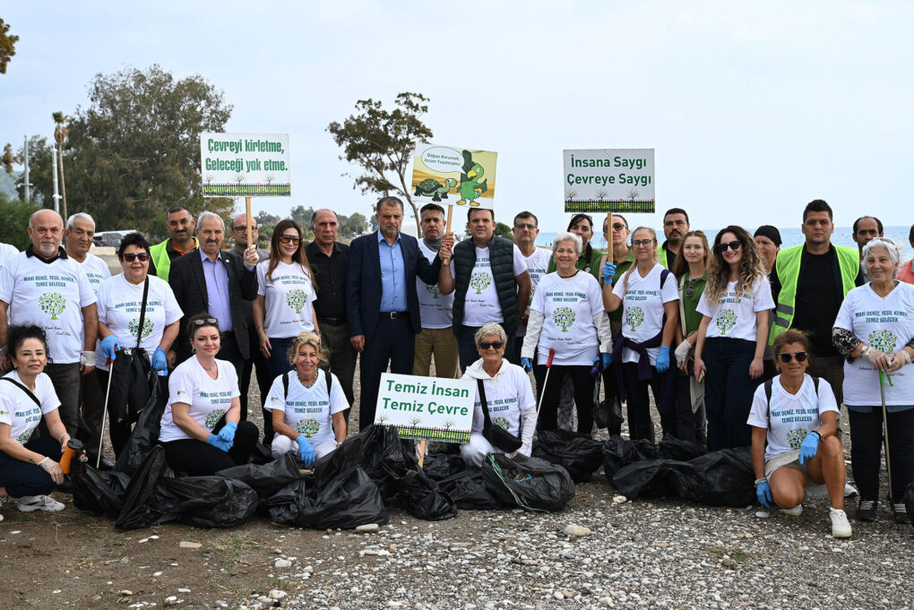 Kemer’de temizlik etkinliği