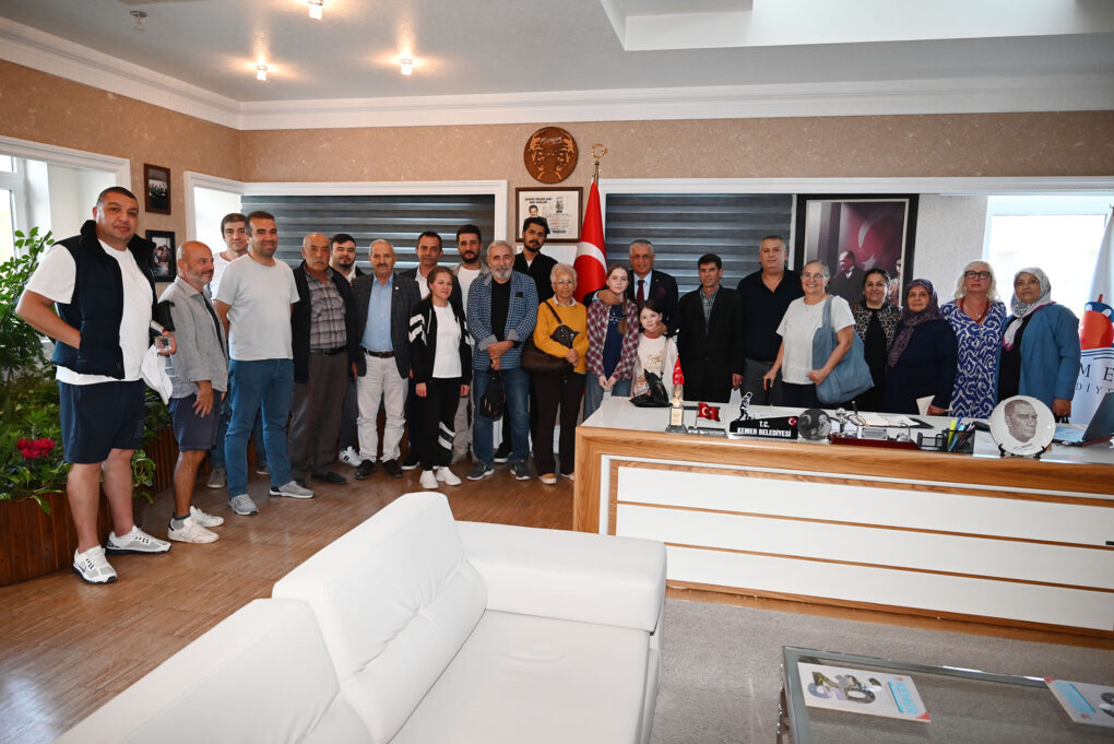 Kuzdere halkından Başkan Topaloğlu’na teşekkür ziyareti