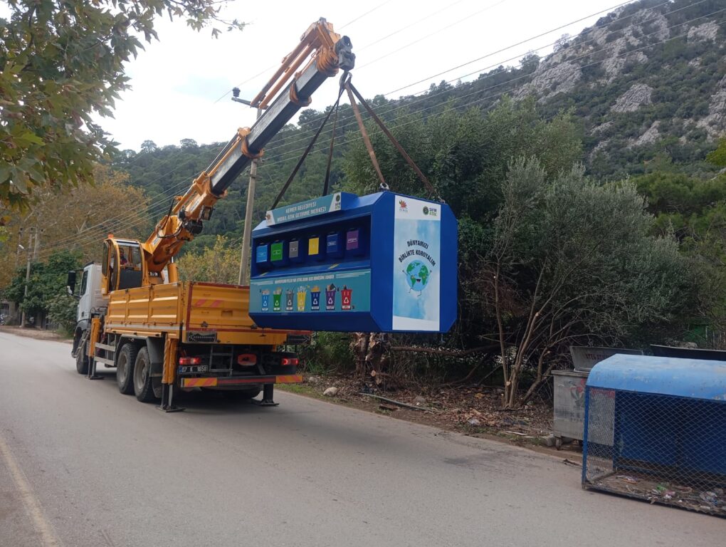 Kemer Belediyesi tarafından 2 mahalleye daha mobil atık getirme merkezi