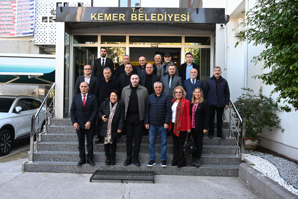 Milletvekili Kaya, Kemer’de