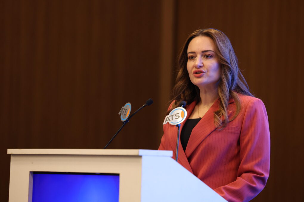 Başkan Vekili Özdemir ATSO Arama Konferansı’na katıldı