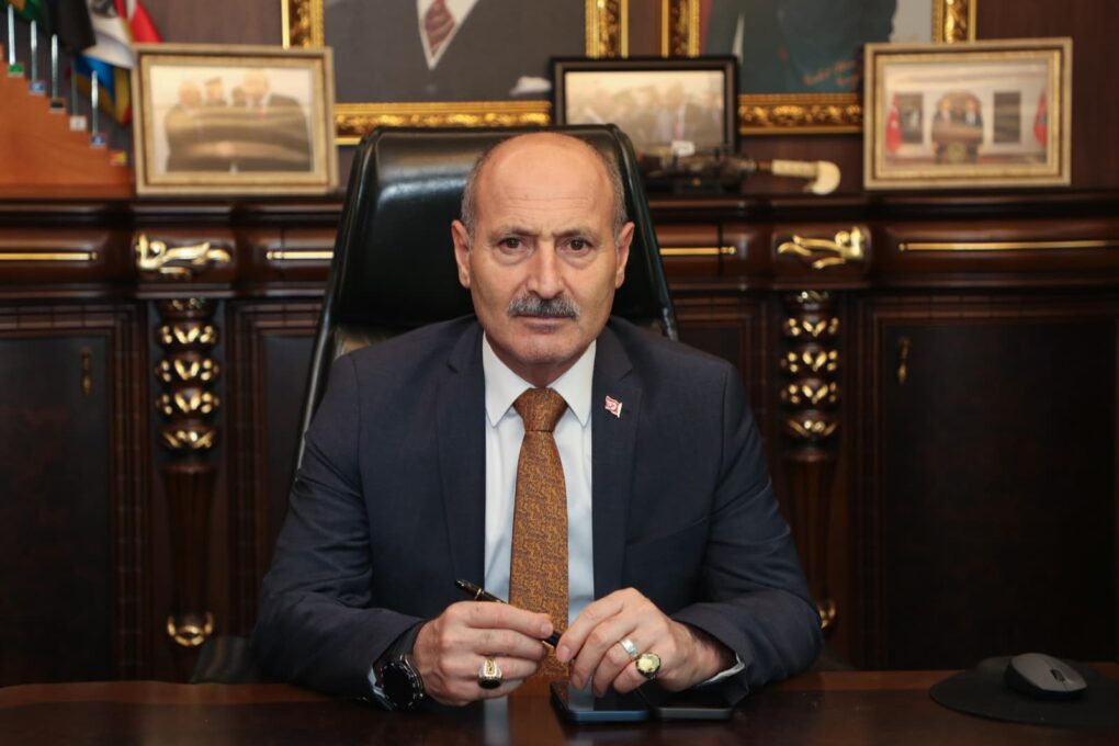 Antalya Emniyet Müdürü Zaimoğlu’ndan yeni yıl mesajı