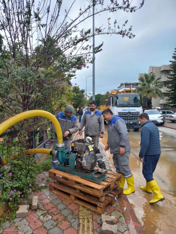 Başkan Topaloğlu çalışmaları inceledi