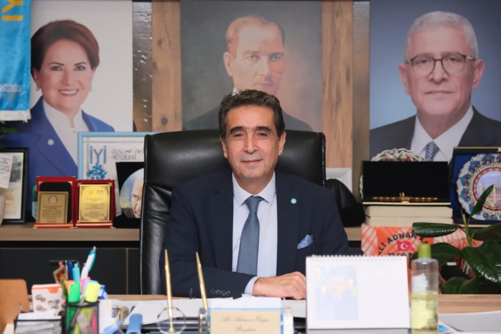 İYİ Parti İl Başkanı Ali Adnan Kaya Türk Bayrağına saldırıyla ilgili sert konuştu