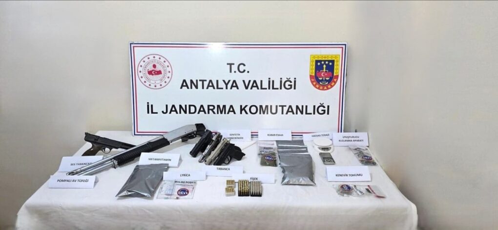Aylarca izlendiler, aynı anda vuruldular: Ölüm getiren uyuşturucu operasyonla ortaya çıktı