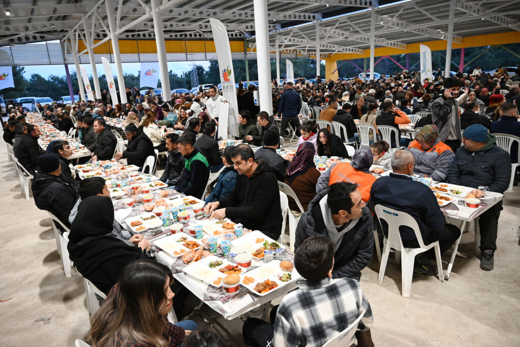 İftar sofrası Tekirova’da kuruldu