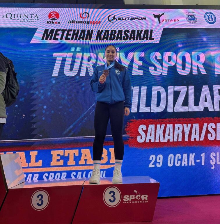 Kemerli Sporcu Ecem Naz Şahin’den Türkiye Üçüncülüğü