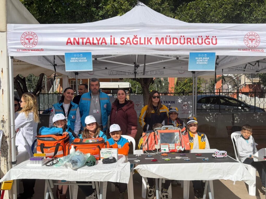 Kemer’de “Sağlıklı Çocuk, Sağlıklı Gelecek” Etkinliği Düzenlendi