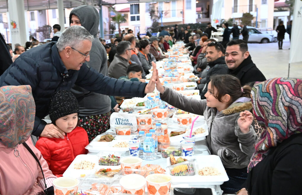 İftar sofrası Çamyuva’da