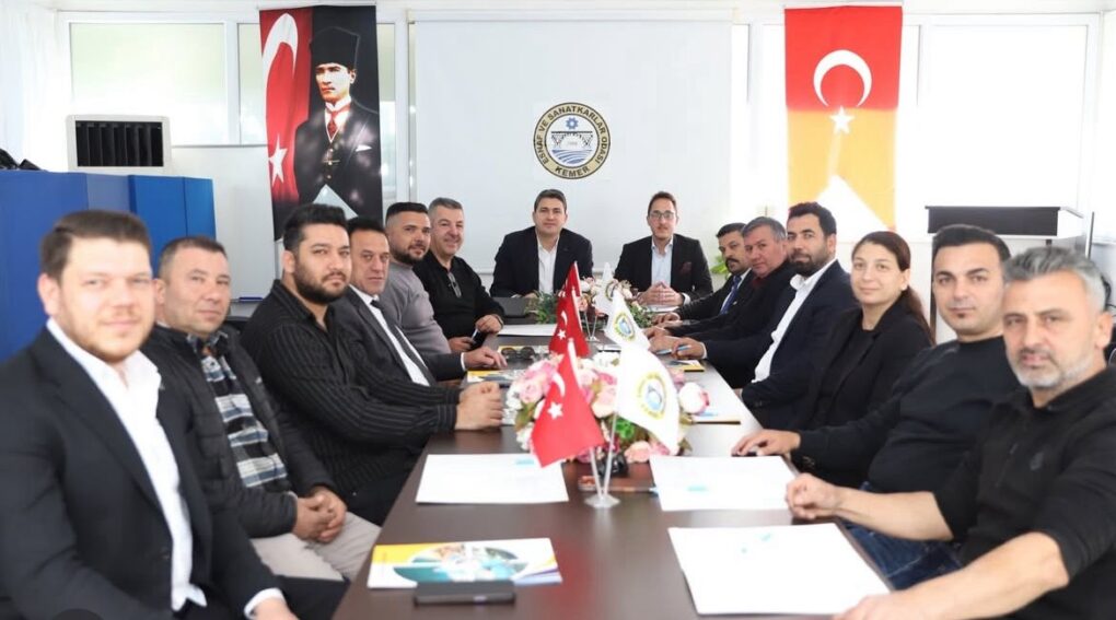 Kemer Esnaf ve Sanatkârlar Odası’nda yeni dönem toplantısı