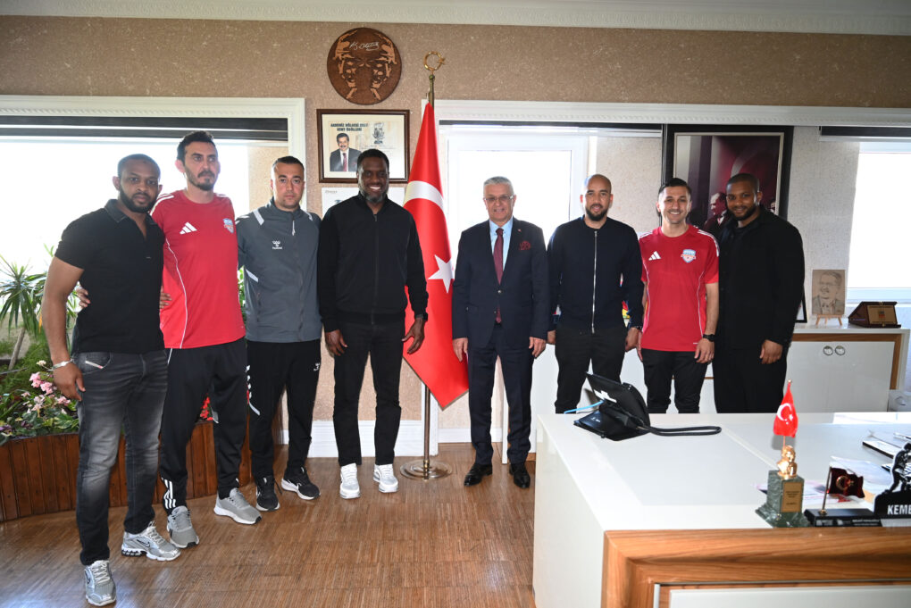 Fransız eski futbolcu Faty, Başkan Topaloğlu’nu ziyaret etti