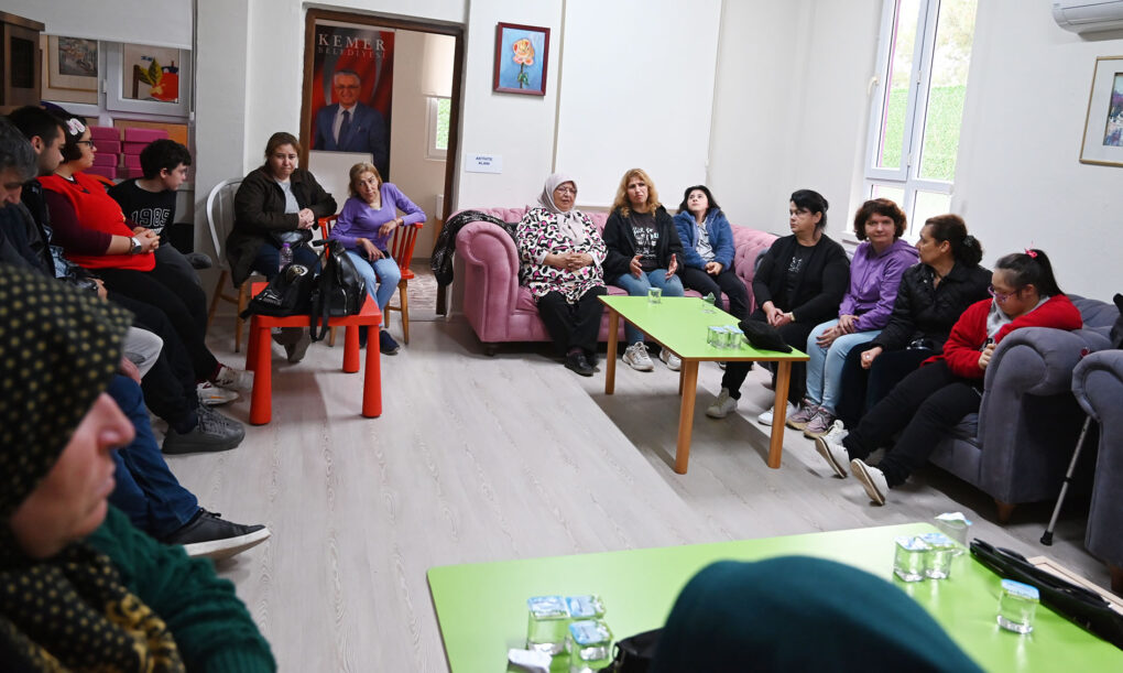 Mola evinde anlamlı buluşma 