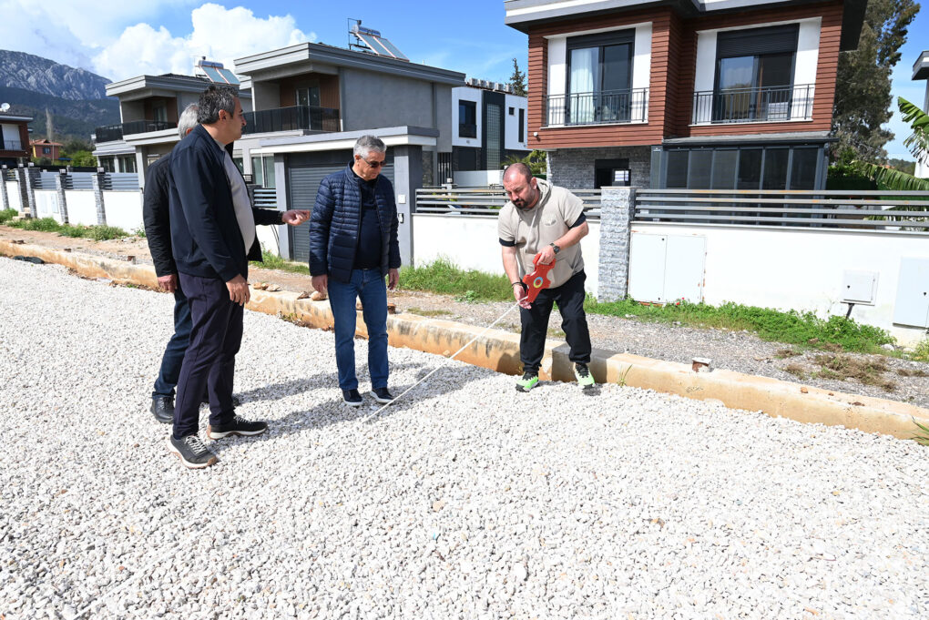 Tekirova Mahallesi’ne yeni halı saha