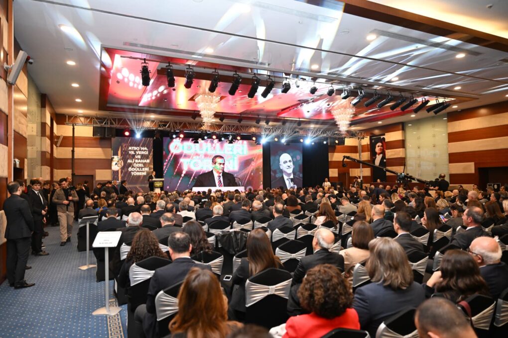 144. YIL VERGİ VE ALİ BAHAR ÖZEL ÖDÜLLERİ TÖRENİ DÜZENLENDİ