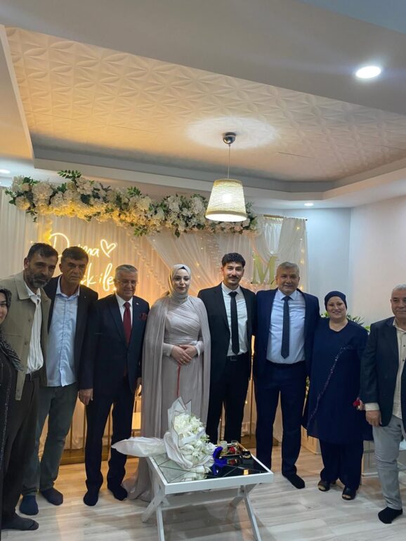 ŞAHİN VE SÜEL AİLELERİNİN MUTLU GÜNÜ