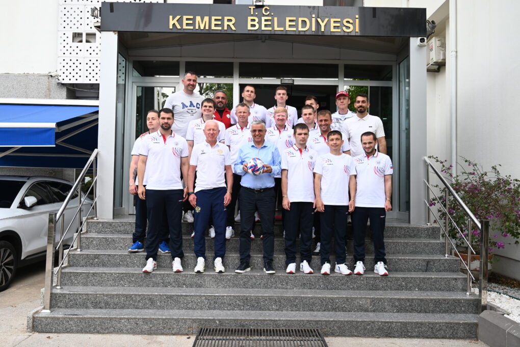 Rusya Görme Engelliler Futbol Milli Takımı Kemer Belediyesi’nde 